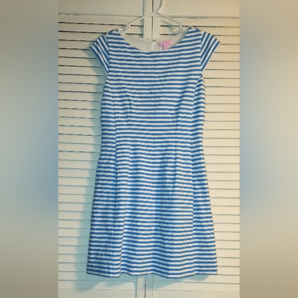 Lilly Pulitzer Blue and White Striped A-Line Dress Size M